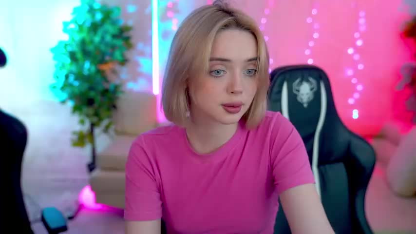 Kira0541 Webcam 2023-09-29