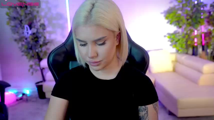 Kira0541 Webcam 2023-06-06