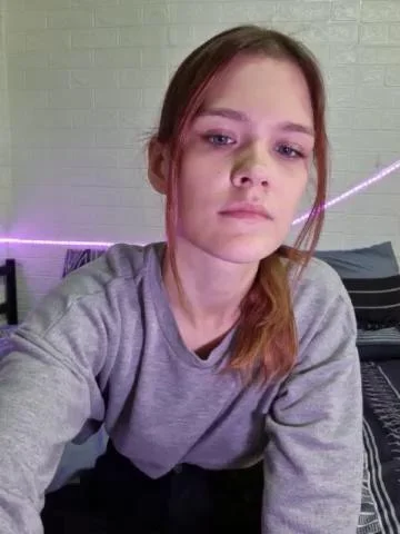 Kiti-Grey Webcam 2023-10-26