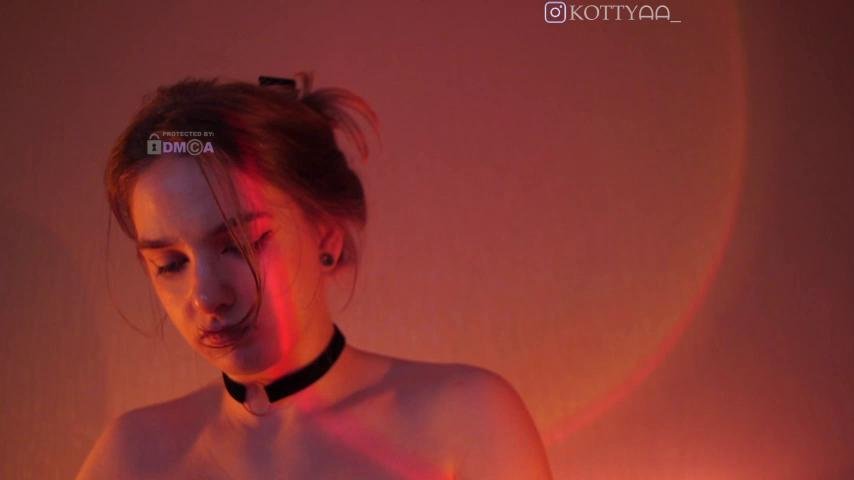 Kottyaaaa Webcam 2023-10-04