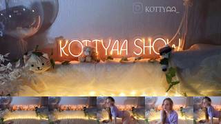 Kottyaaaa Webcam 2023-11-27