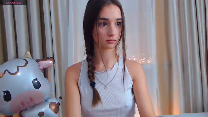 Lana__j Webcam 2023-09-17