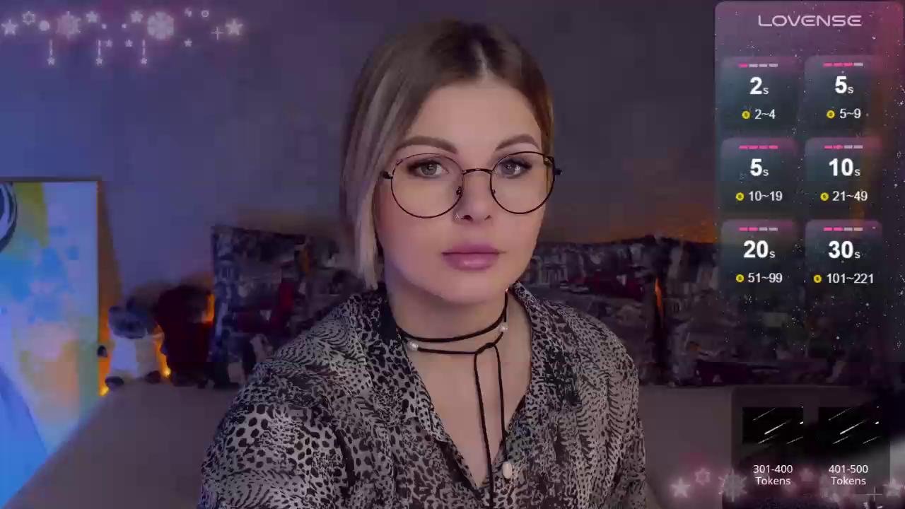 LiluDallass Webcam 2024-01-27