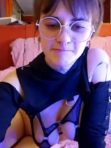 LolyMolly Webcam 2023-10-17