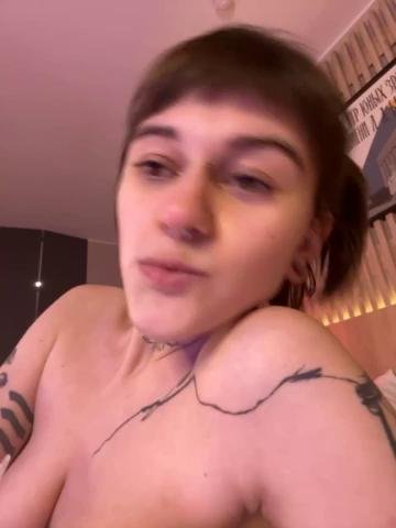 LolyMolly Webcam 2023-11-27