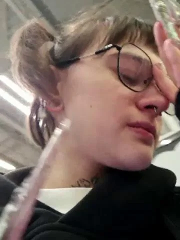 LolyMolly Webcam 2023-12-08