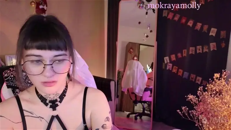 LolyMolly Webcam 2024-01-08