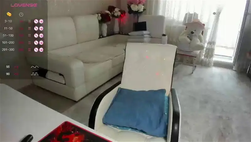 LoveCatsuit Webcam 2023-12-12