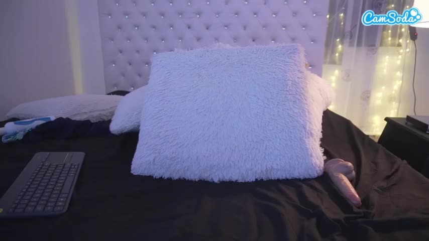 Melany-riccii Webcam 2023-09-28