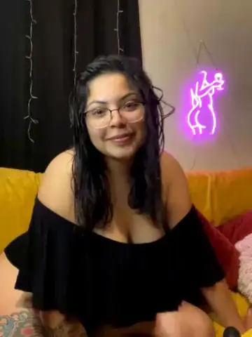 Miacanela_xo Webcam 2023-10-03