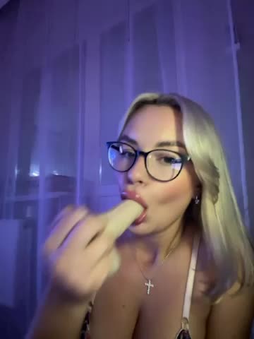 Mila-m Webcam 2023-10-23