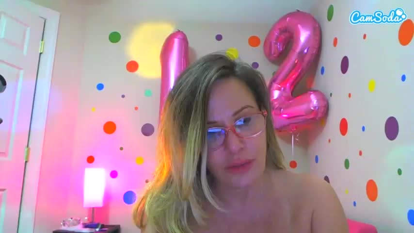 Milf-goddess Webcam 2023-10-08