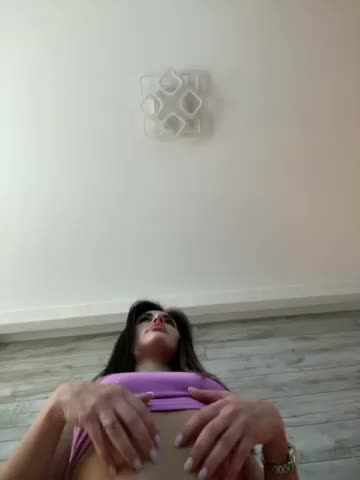 Ne_prisedala Webcam 2023-10-04