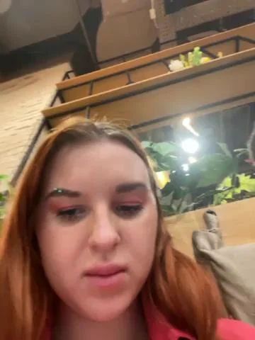 NicoleDaniell Webcam 2023-11-16