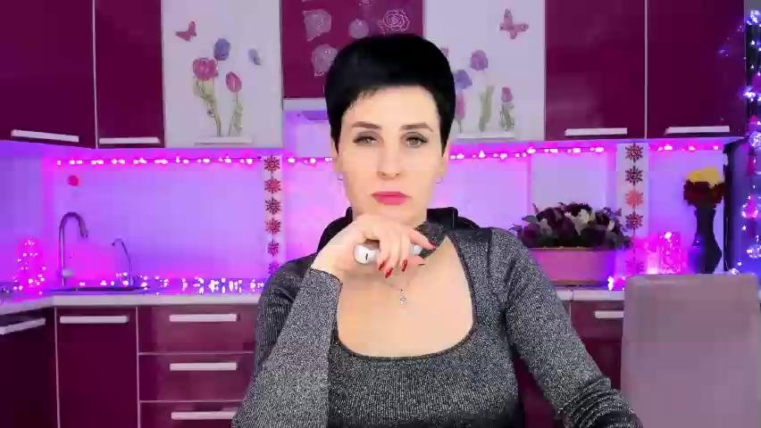 Olivija2020 Webcam 2023-11-26