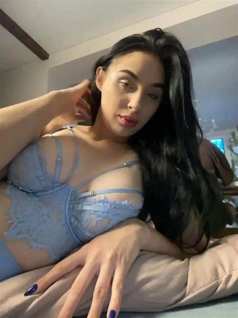 PARTYNEXTNEXT Webcam 2024-01-09