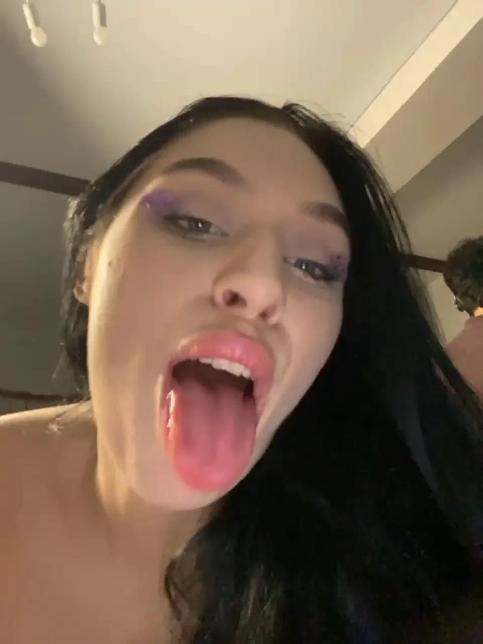 PARTYNEXTNEXT Webcam 2024-01-10