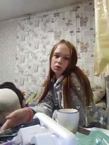 Pupsiki1219 Webcam 2023-11-01