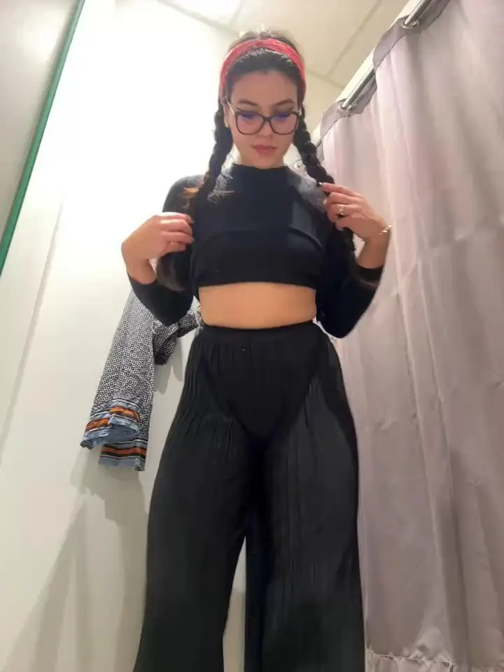 RedAssHottie Webcam 2023-12-26