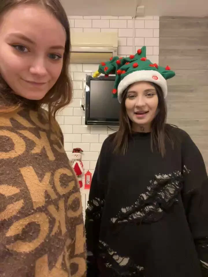 RollingGirls Webcam 2023-12-25