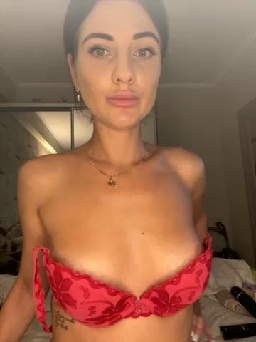 Roselynax Webcam 2023-09-18