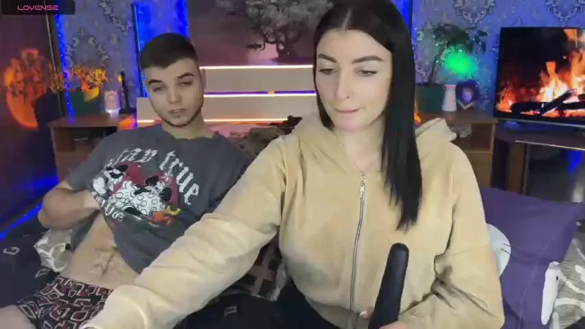 Sexyboybunny Webcam 2023-12-06