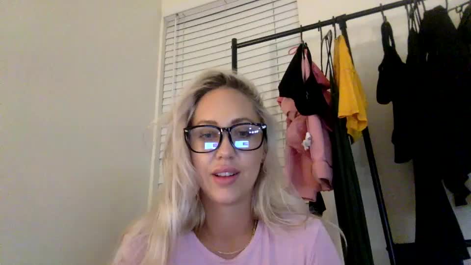 Sofiebabexoxo Webcam 2023-09-03