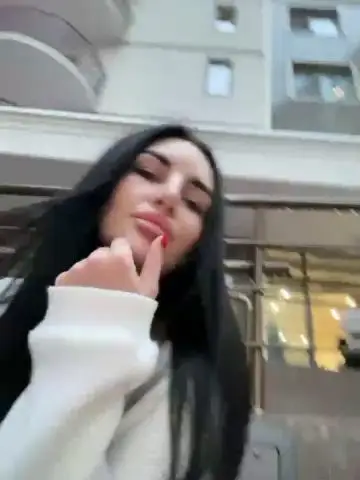Sweetkira25 Webcam 2023-10-21