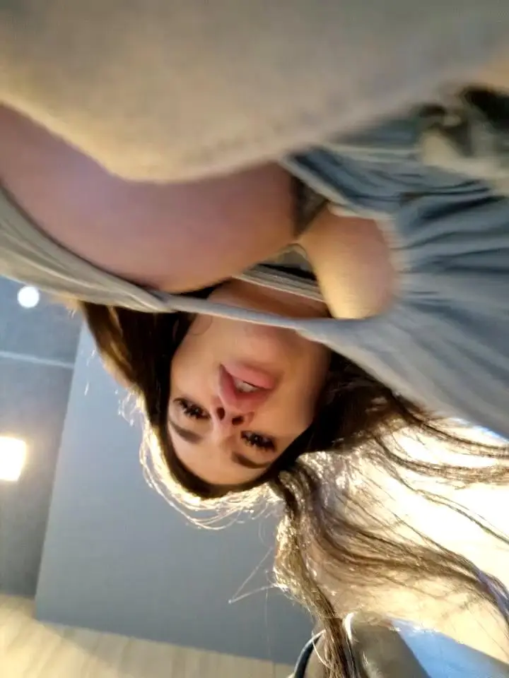 TattooGirlAlia Webcam 2024-01-20