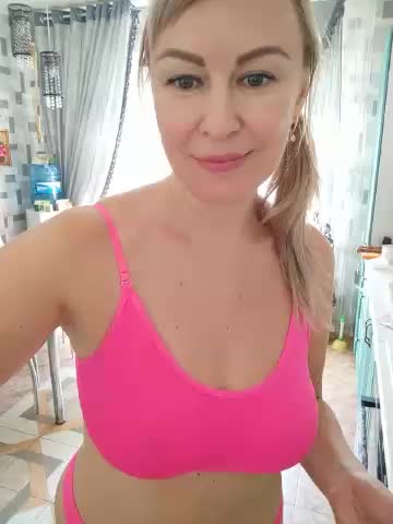 TerriRose Webcam 2023-08-27