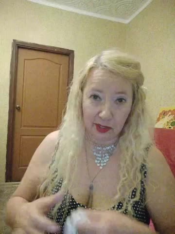 Tiffanyfiire Webcam 2023-10-18