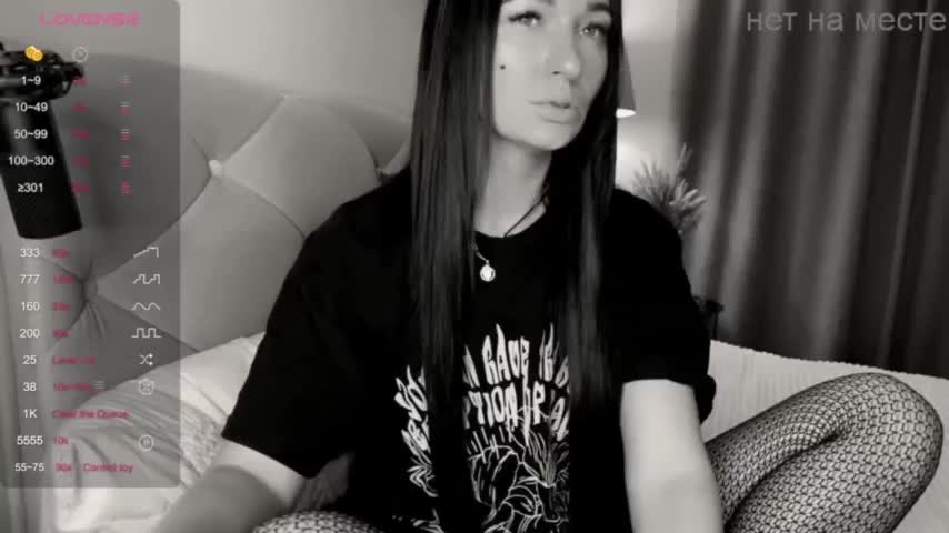 Ukrainian-girl Webcam 2023-11-24