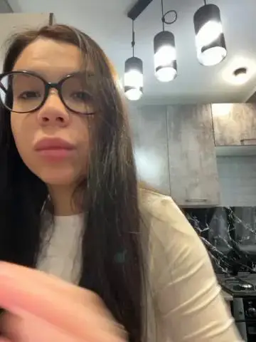 Vero19nika Webcam 2023-12-06