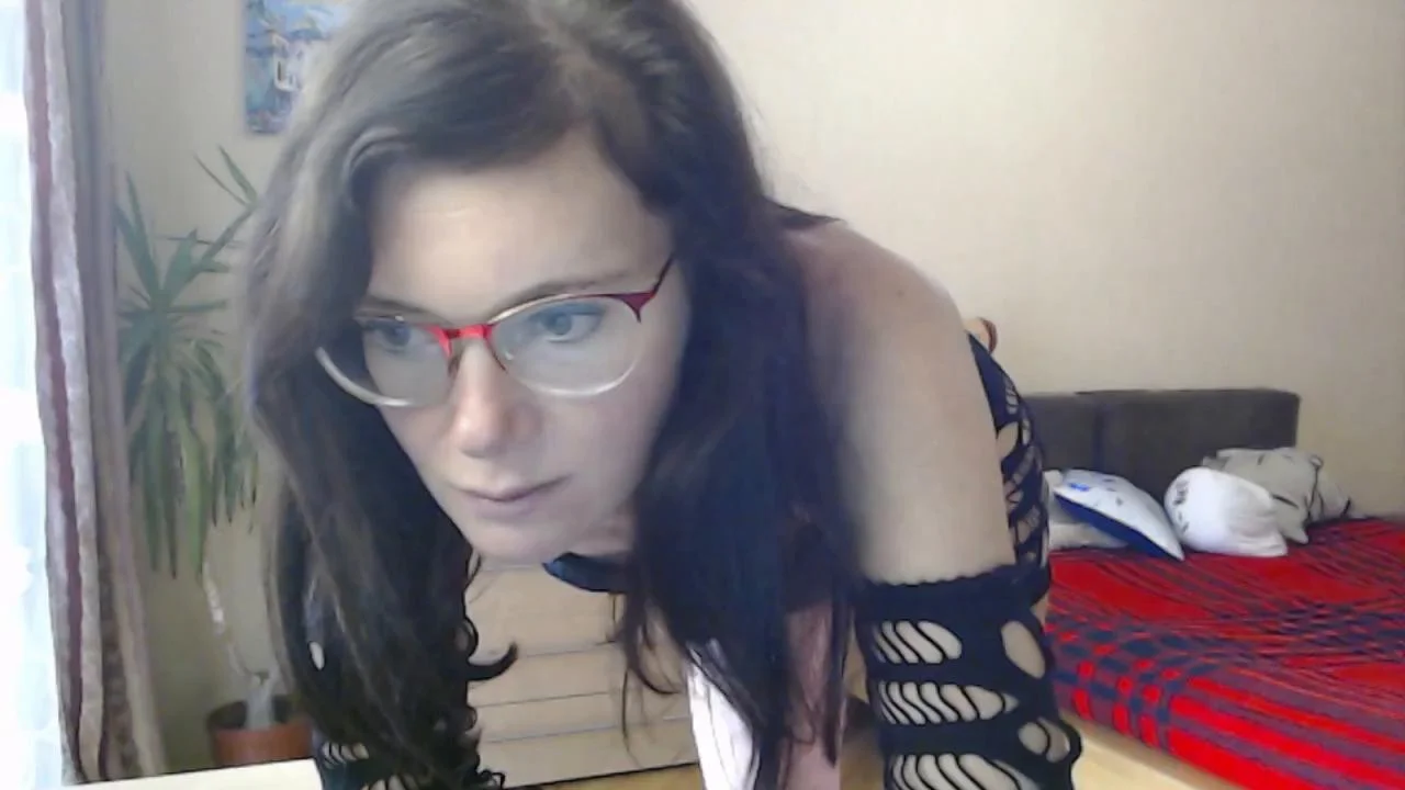 VioricaRoss Webcam 2024-01-03