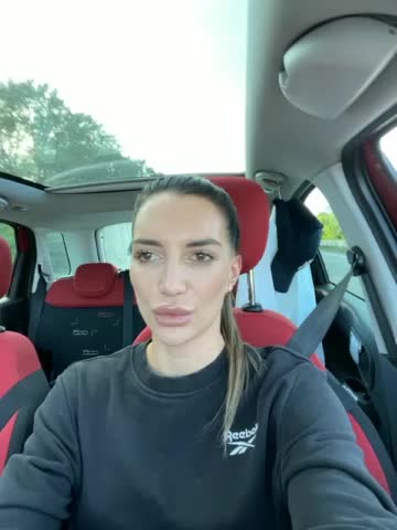 Vivien_ Webcam 2023-10-05