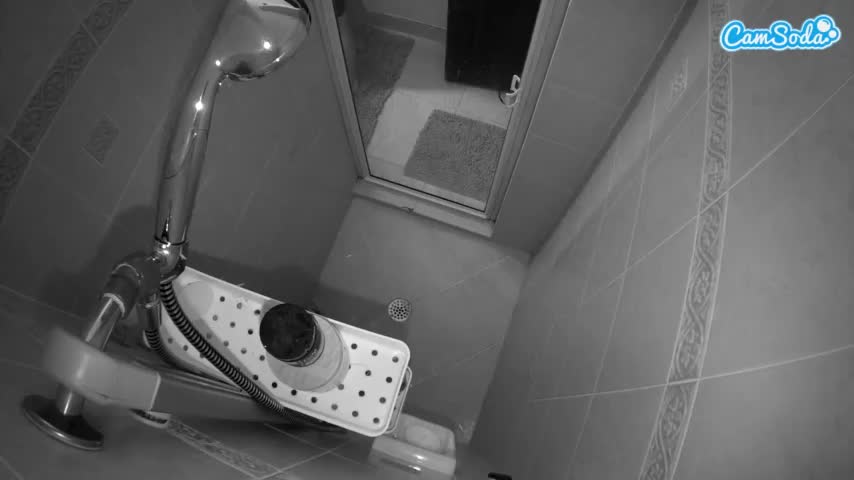 Voyeurcam-baileybase-shower Webcam 2023-10-09