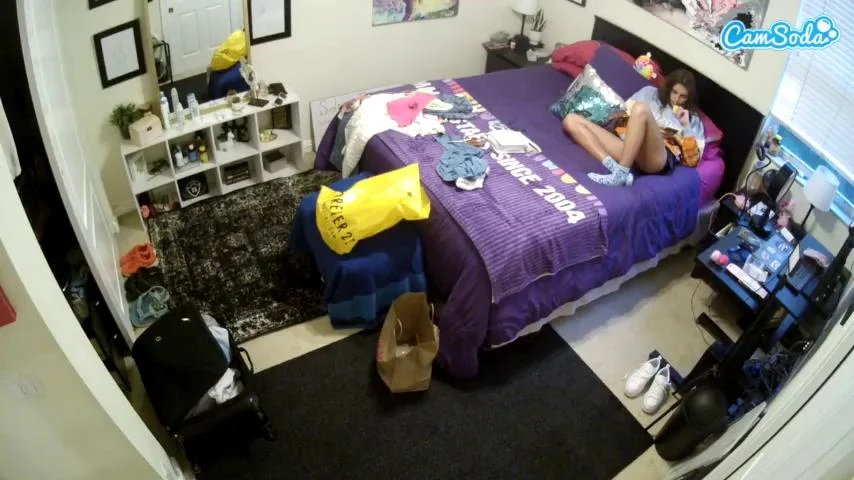 Voyeurcam-hornyhostel-01 Webcam 2023-09-27
