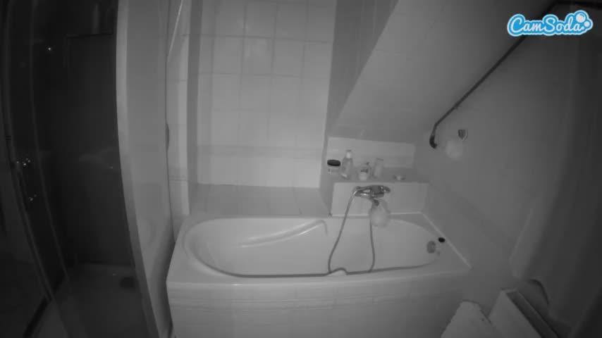 Voyeurcam-julmodels-bath-2nd-1 Webcam 2023-09-02