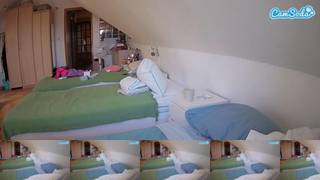 Voyeurcam-julmodels-bed-3 Webcam 2023-07-07