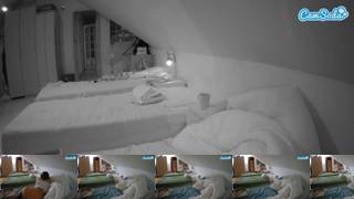 Voyeurcam-julmodels-bed-3 Webcam 2023-07-05