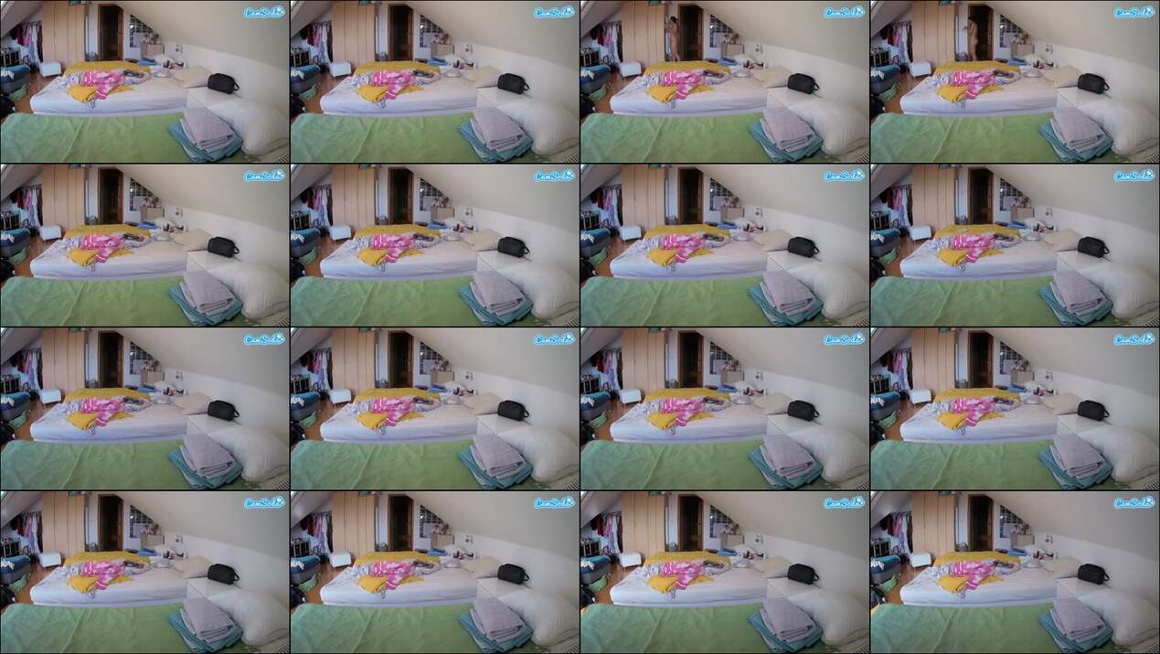 Voyeurcam-julmodels-bed-3 Webcam 2023-10-17