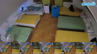 Voyeurcam-julmodels-bed-6 Webcam 2023-09-17