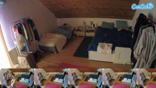 Voyeurcam-julmodels-whitebed-1 Webcam 2023-10-31