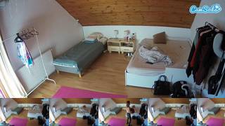 Voyeurcam-julmodels-whitebed-1 Webcam 2024-01-11