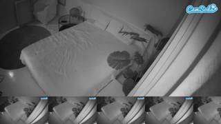 Voyeurcam-julmodels-whitebed-5 Webcam 2023-11-13