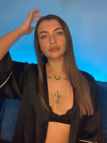 WILDGIRL Webcam 2023-11-25