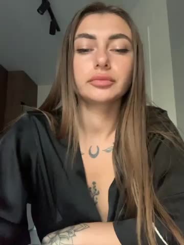WILDGIRL Webcam 2023-10-16