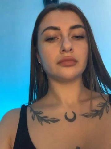 WILDGIRL Webcam 2023-12-06