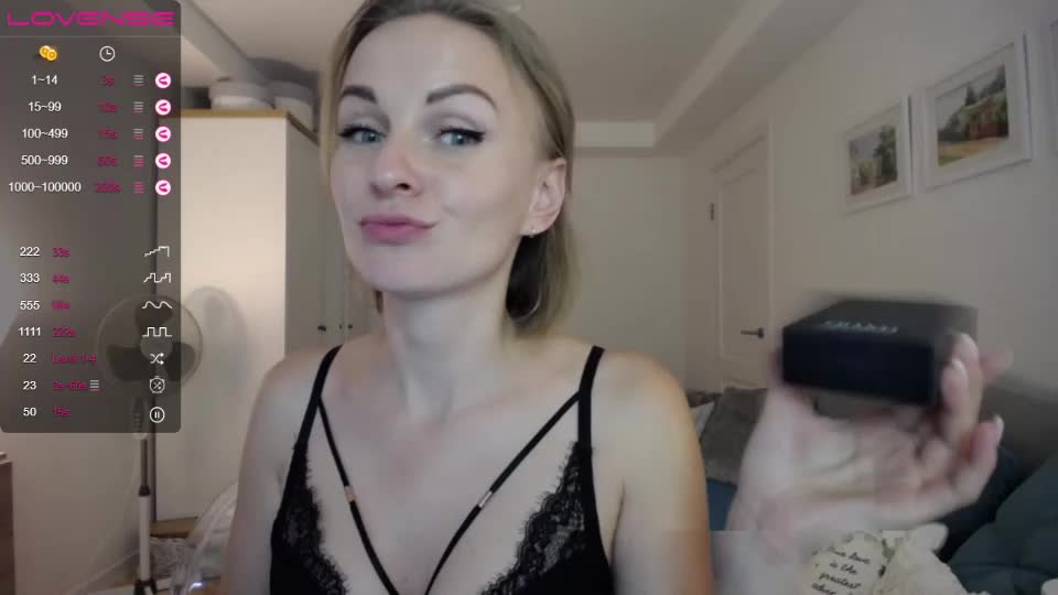 Yummylilya Webcam 2023-07-28