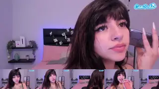 Zoe-cruz21 Webcam 2024-04-18